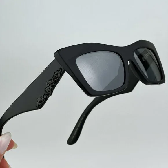D&G DG4435 25256G BRAND NEW Sunglasses Matte Black Gray Mirrored Cat Eye Women